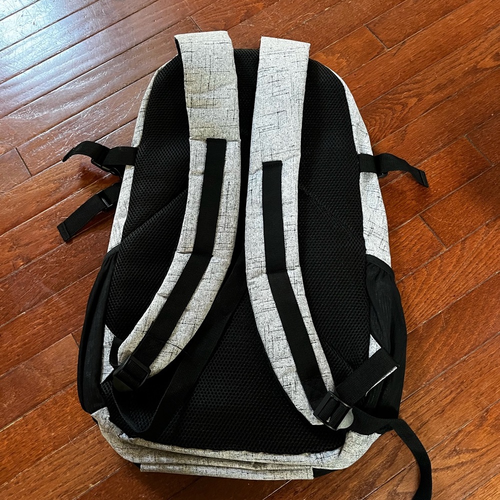 Yoga Backpack - Picture 2 of 5